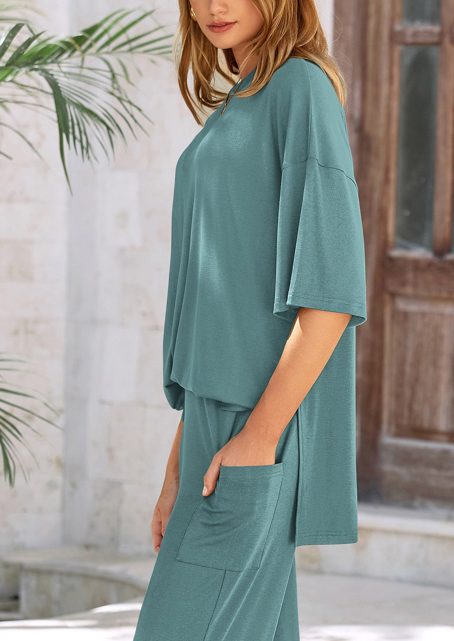 Women's Two-Piece Pullover & Pants Lounge Set