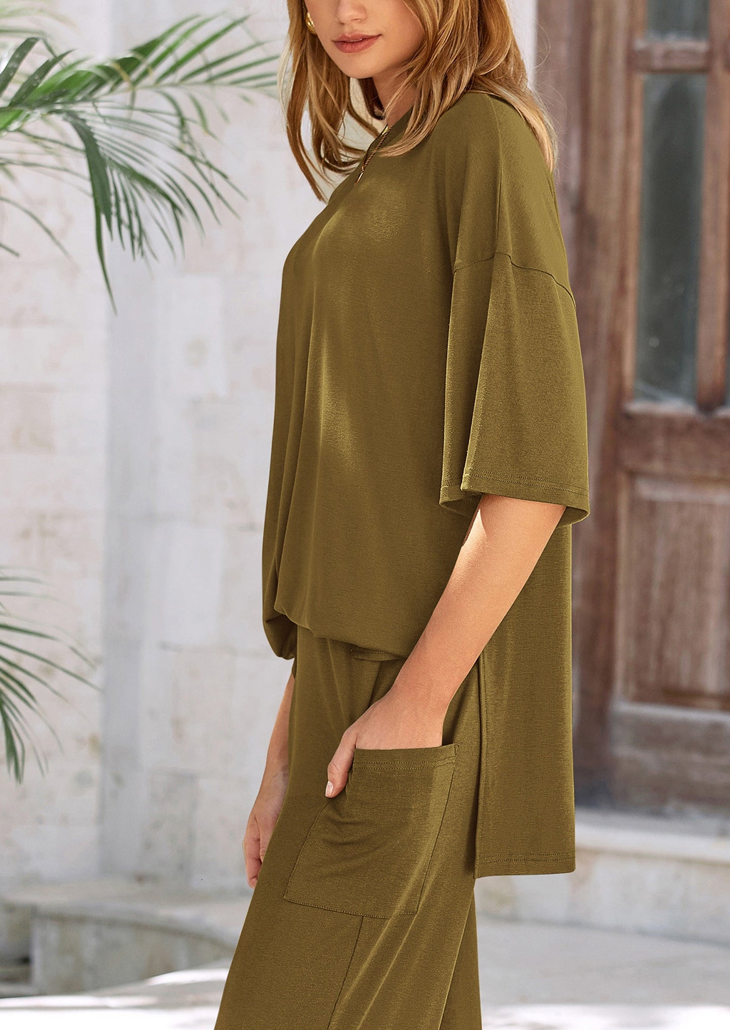 Women's Two-Piece Pullover & Pants Lounge Set