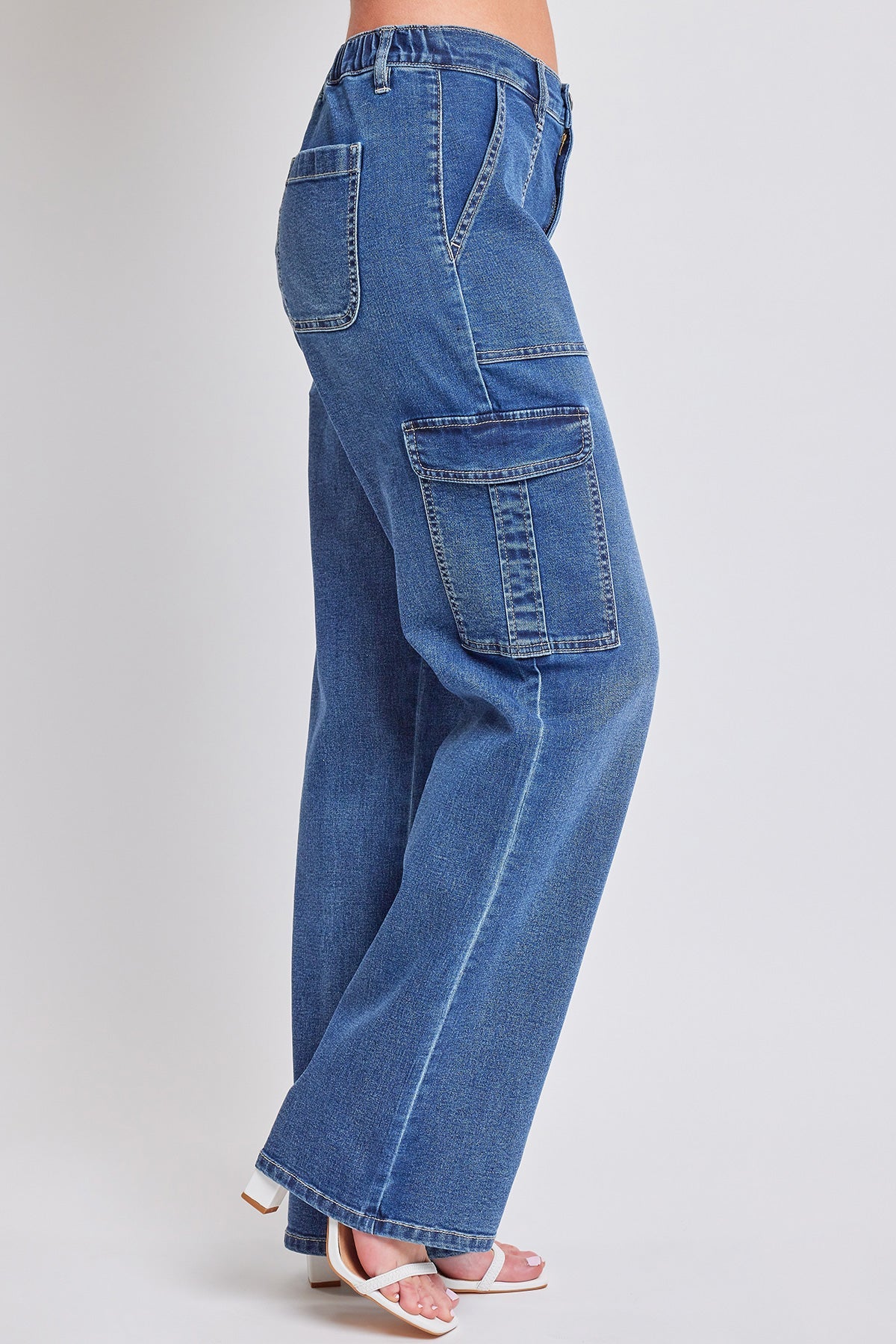Elastic Waist Straight Leg Cargo Jeans