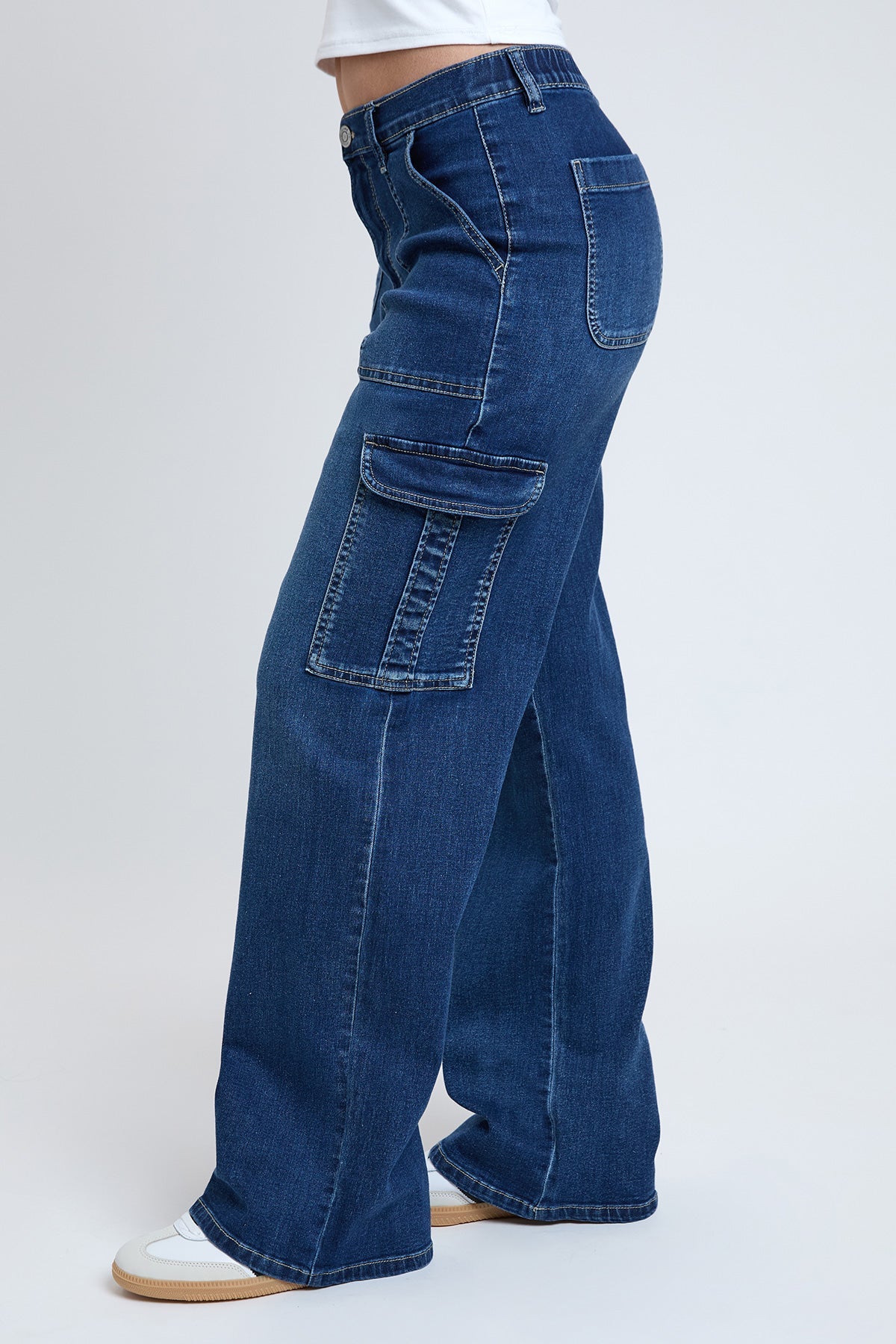 Elastic Waist Straight Leg Cargo Jeans