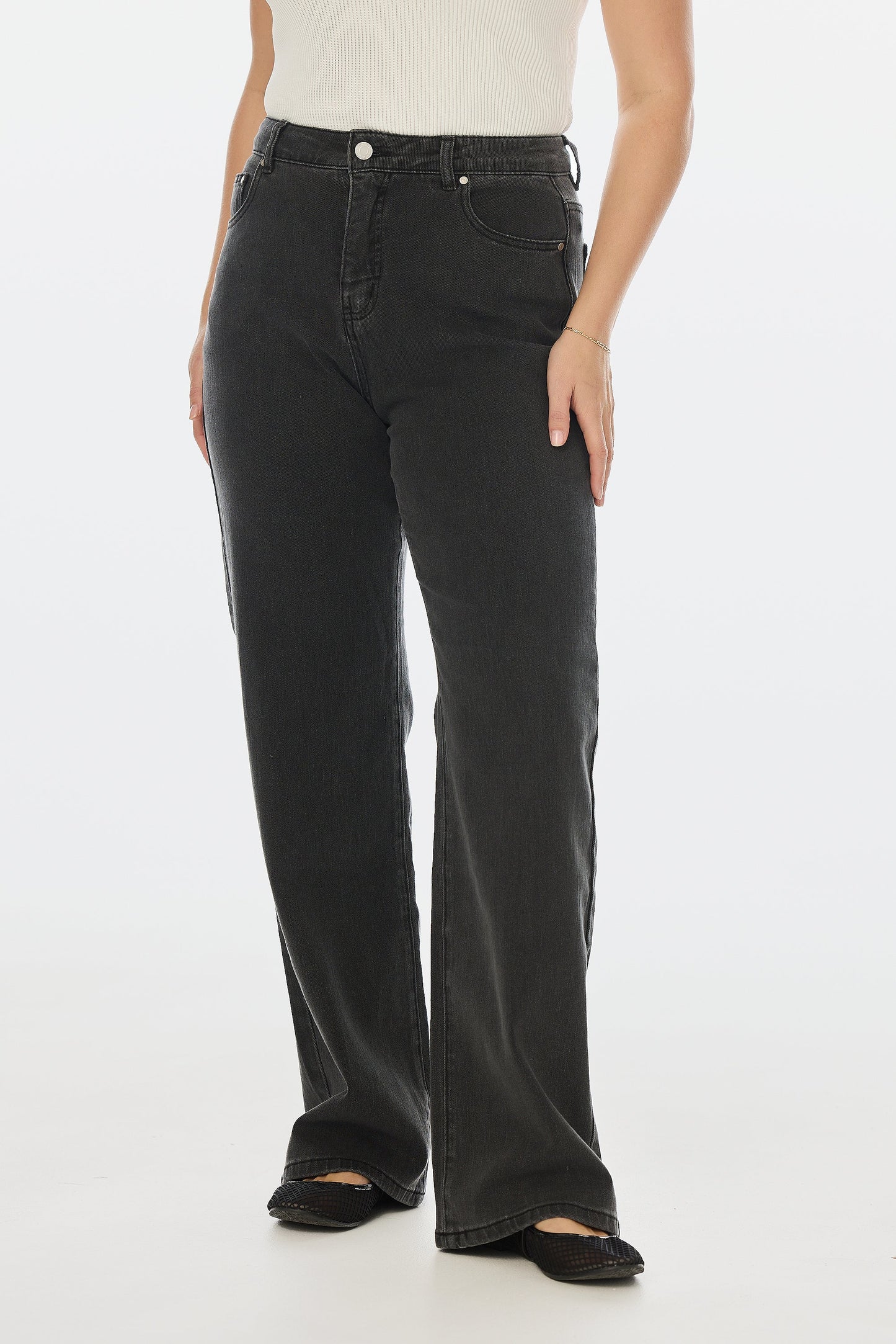 Signature Straight Leg Jeans - Black Wash