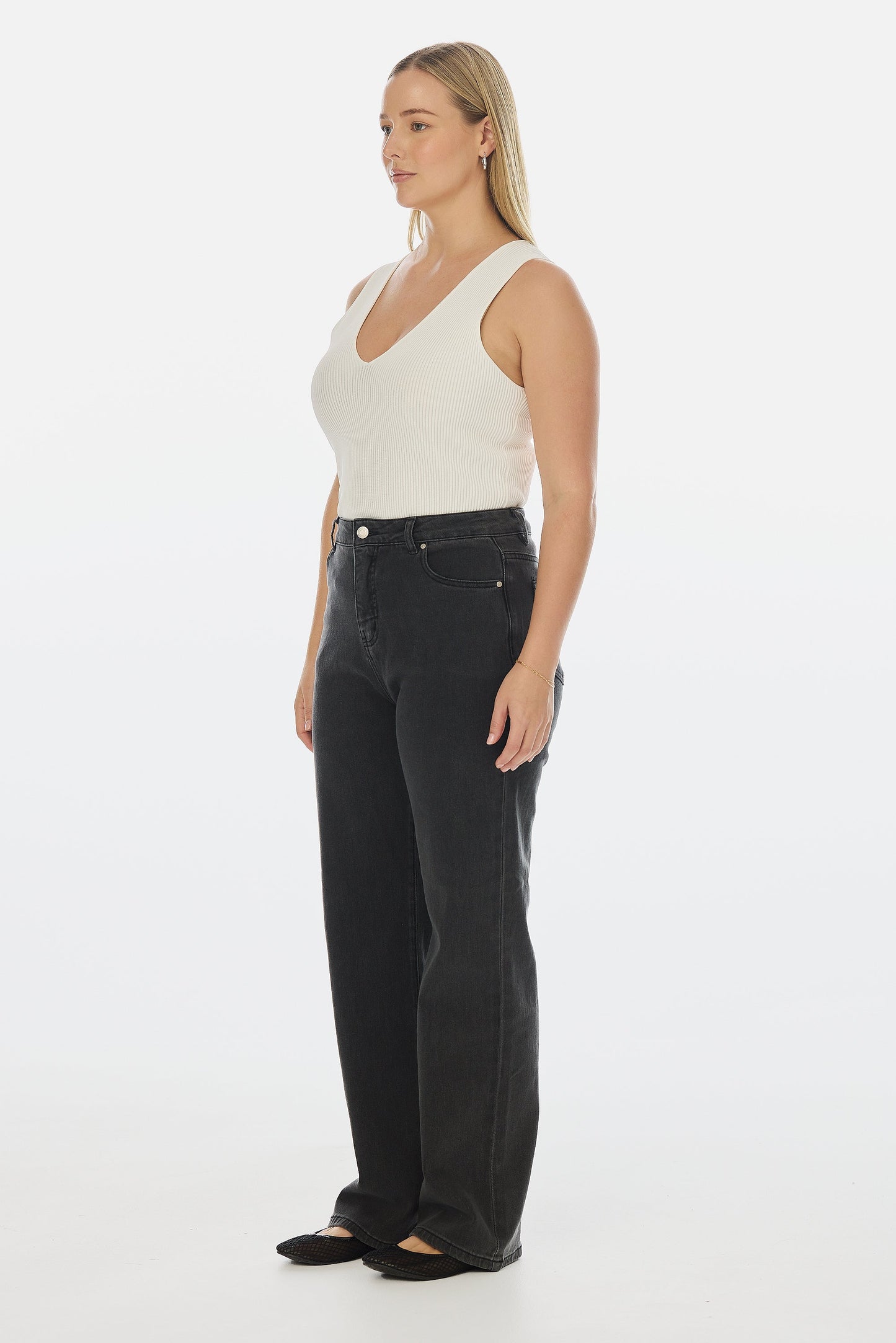 Signature Straight Leg Jeans - Black Wash