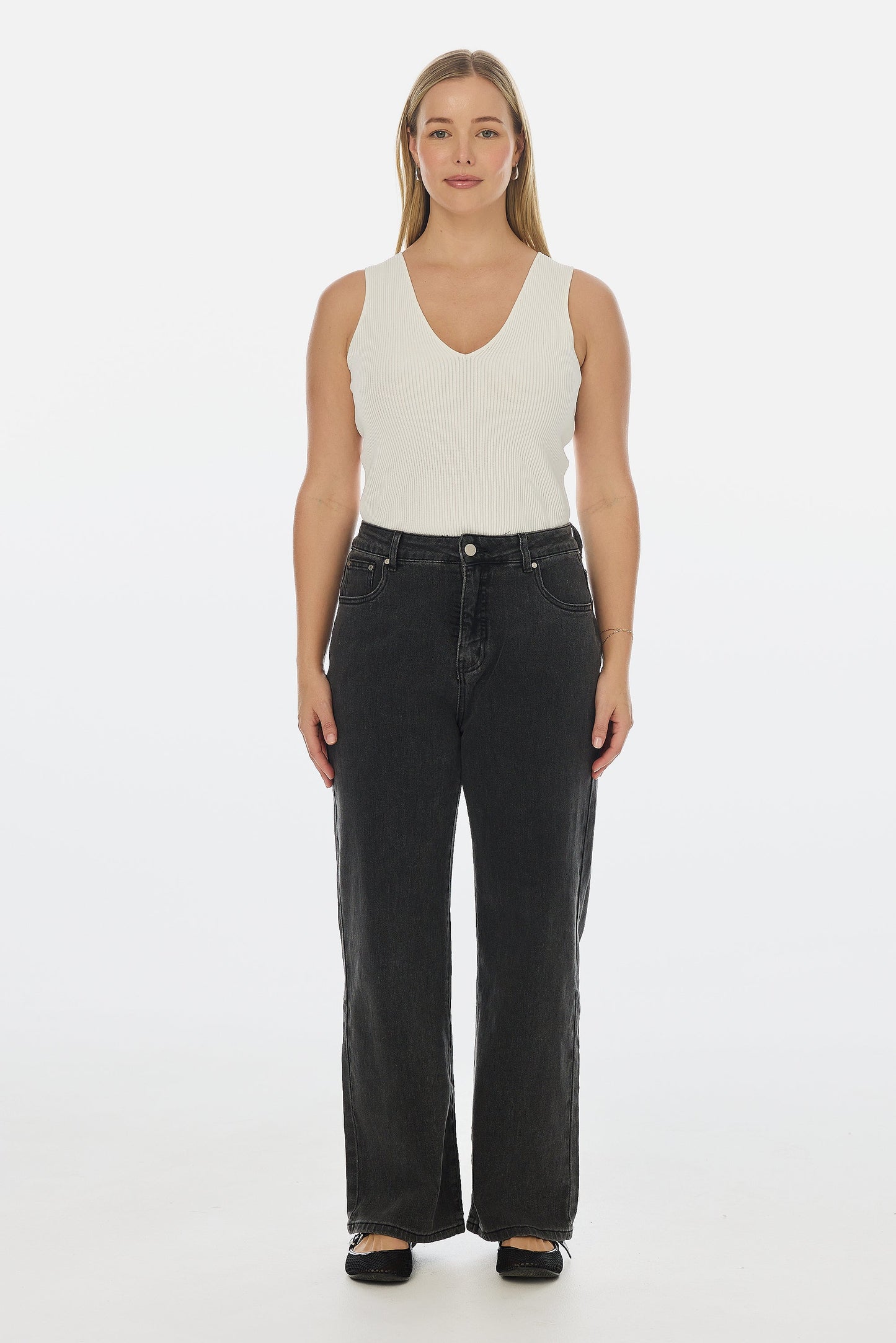 Signature Straight Leg Jeans - Black Wash