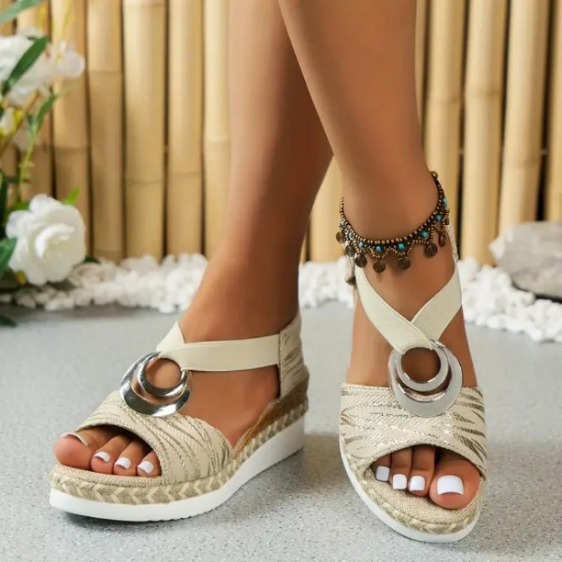 Orthopedic sandals with optimal support