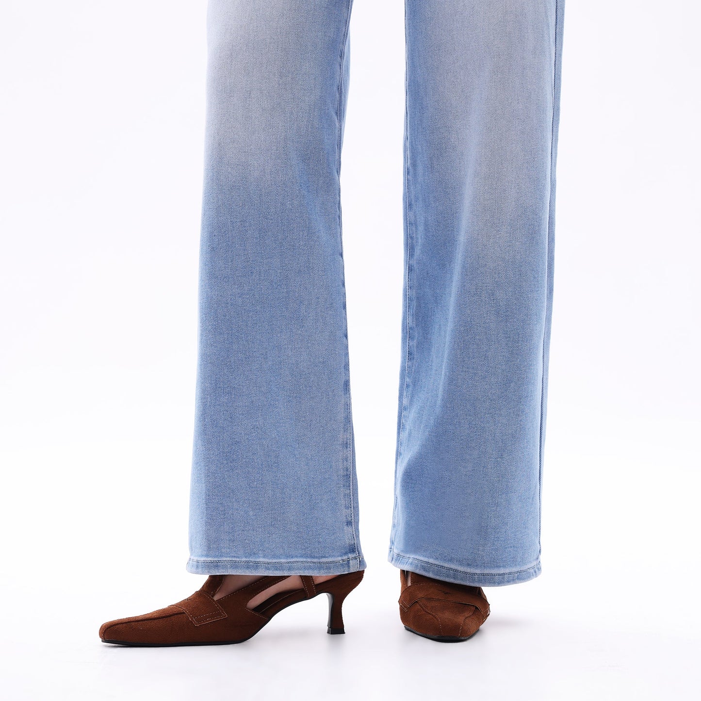 Mid-Waist Front Pocket Wide-Leg Jeans