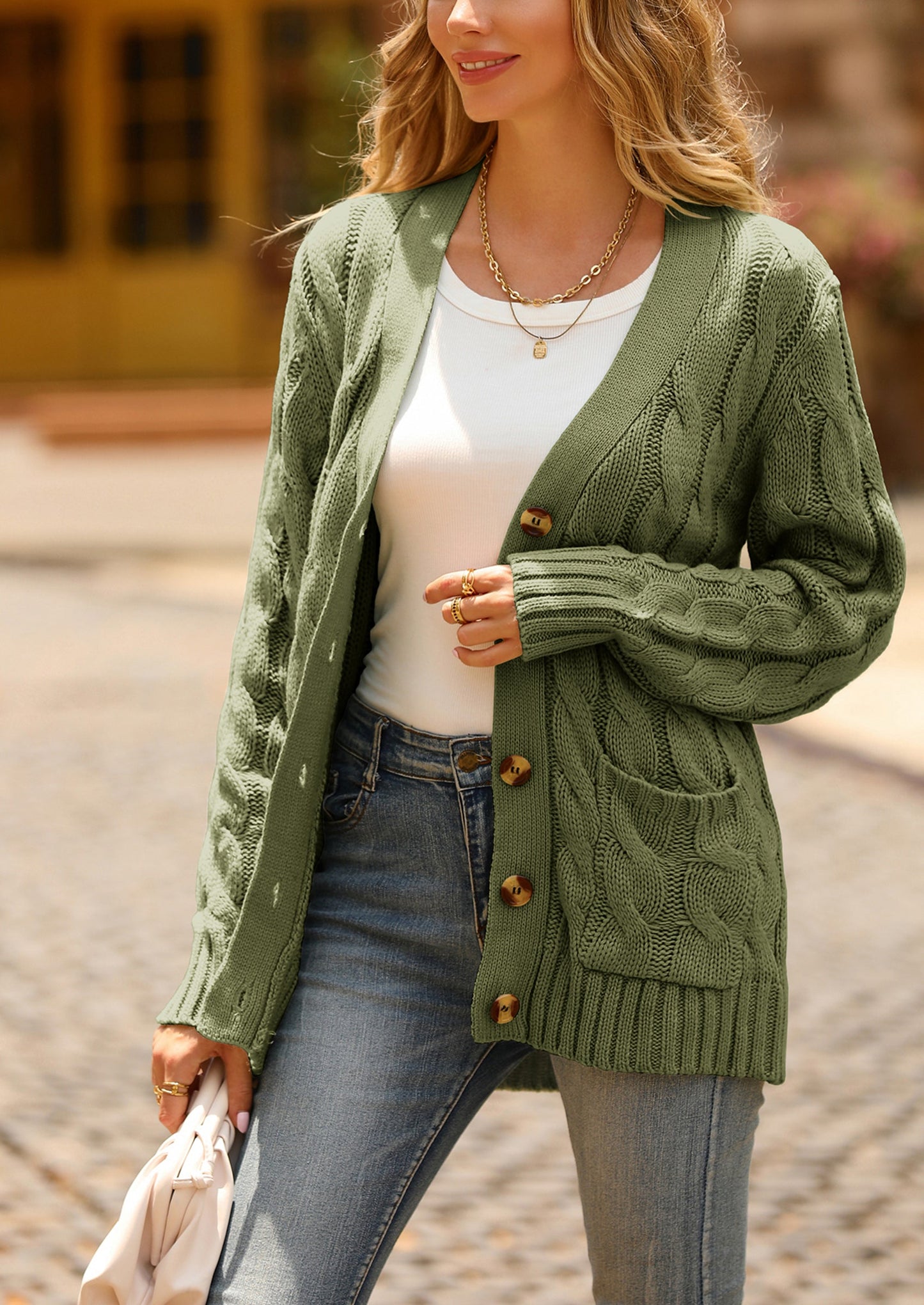 Classic Chunky Cable Knit Cardigan