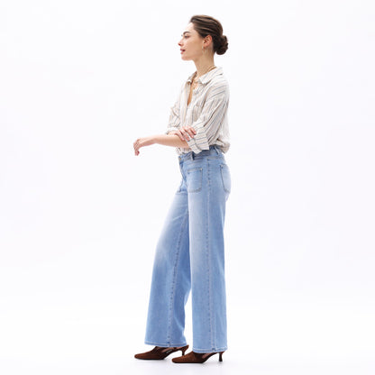 Mid-Waist Front Pocket Wide-Leg Jeans