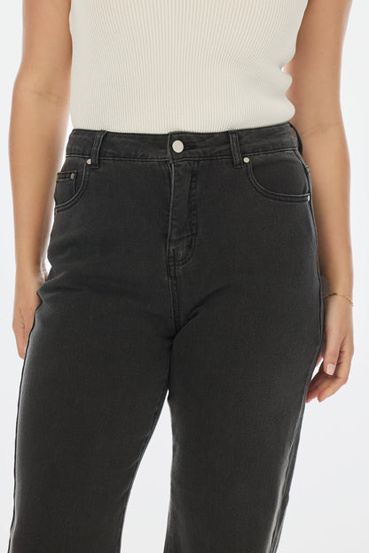 Signature Straight Leg Jeans - Black Wash