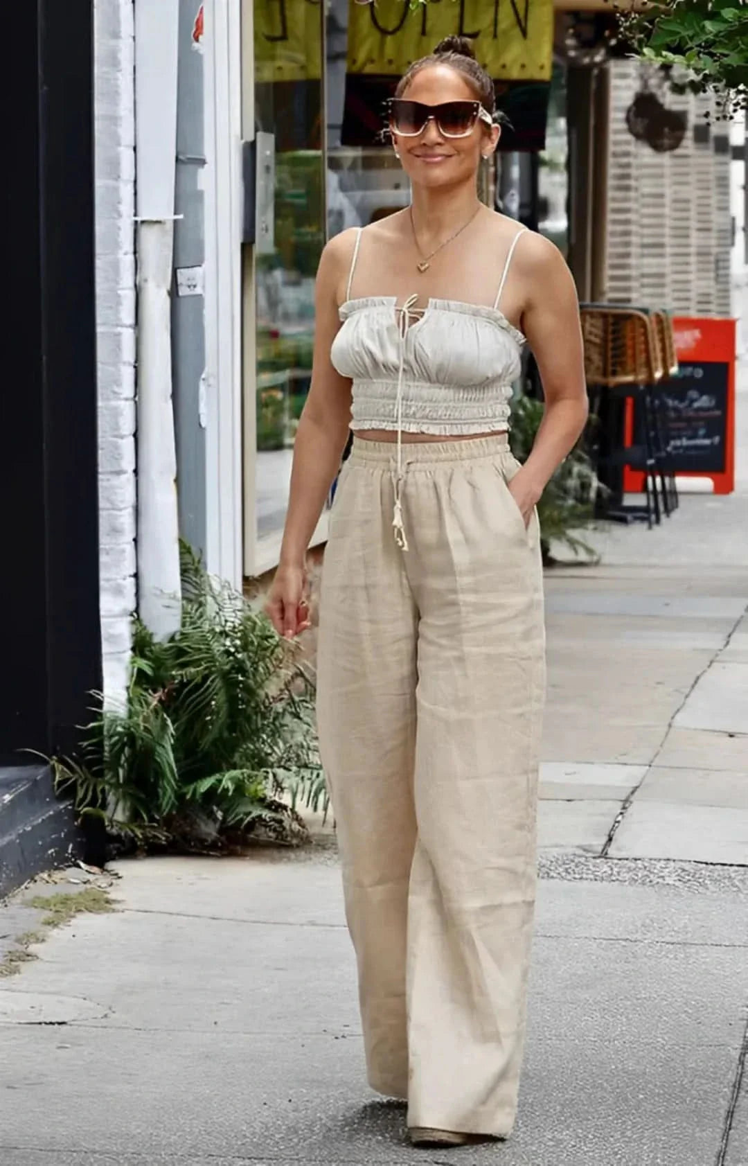 Everyday Relaxed Linen Trousers